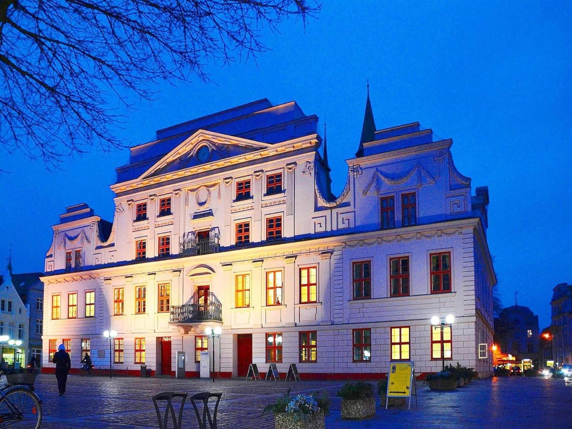 Apartment In The Water Tower, Güstrow エクステリア 写真